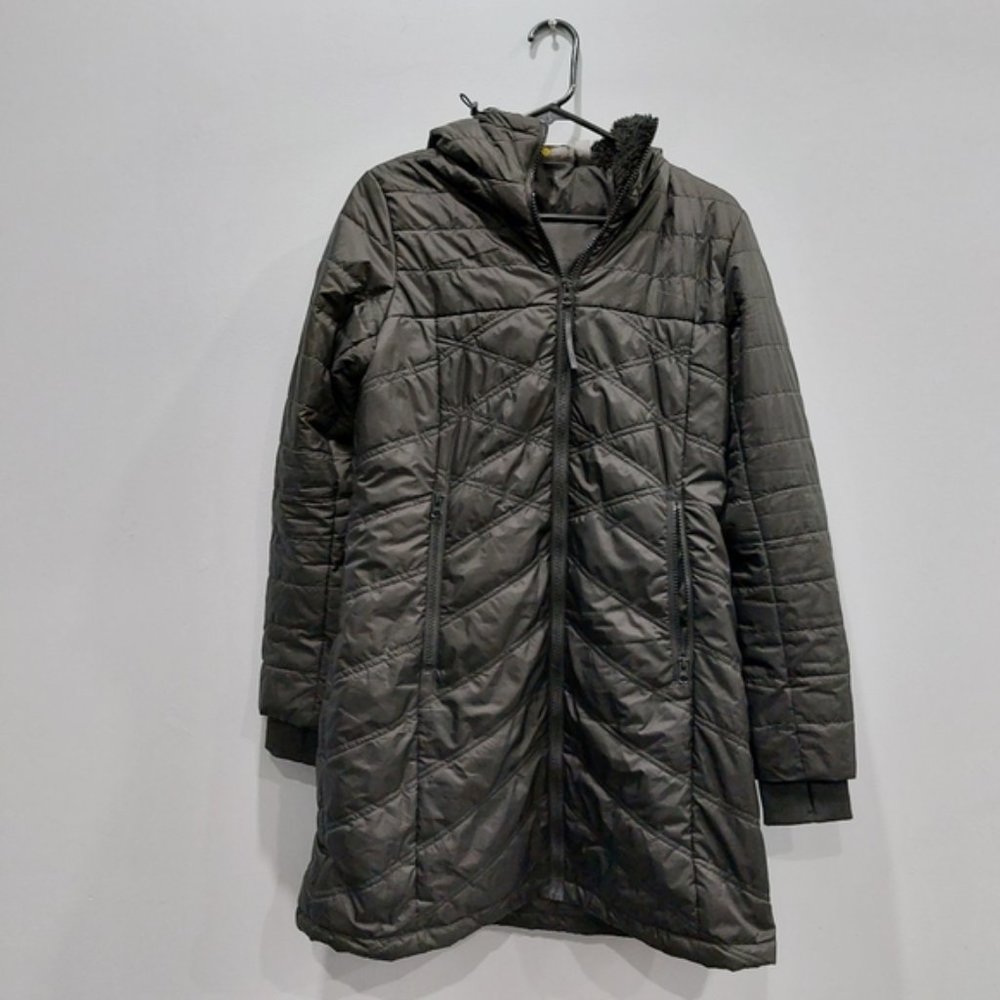 Zella Longline Quilted Recycled Jacket in Black Small